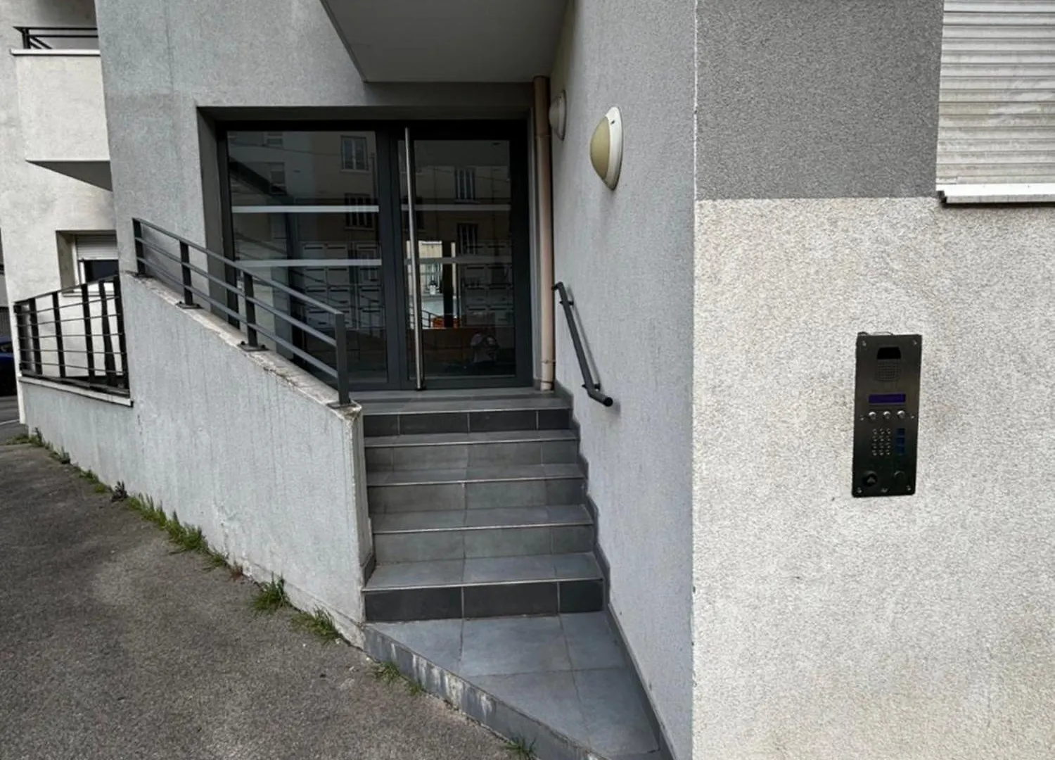 L'Havana : Proche Gare Partdieu / Aeroport / Groupama Stadium Villeurbanne France